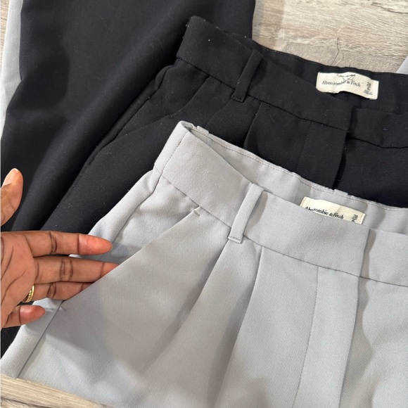 Bundle Abercrombie & Fitch Pleated Pants - Picture 6 of 6